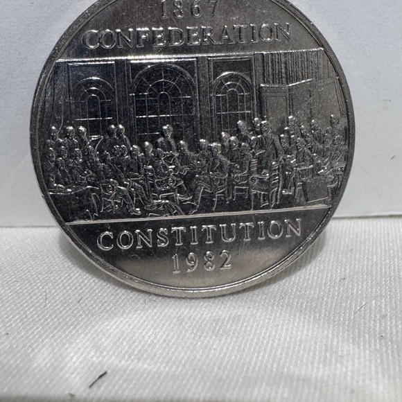✨ Rare 1867 Confederation Coin made in 1982 - Picture 5 of 13